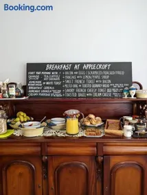 Applecroft House - Image 2