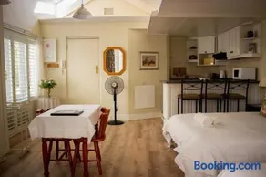 Westbury House Guest House - Image 1