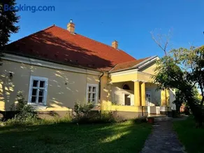 Dinnyés Kúria Dabas - Image 1
