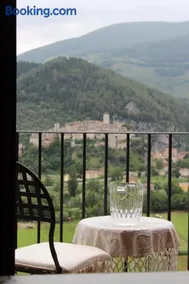 Il Castello sul Lago - Image 4