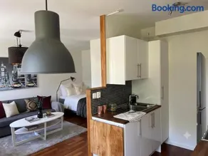 New Luxurious Cozy Furnished Apartment - Image 1