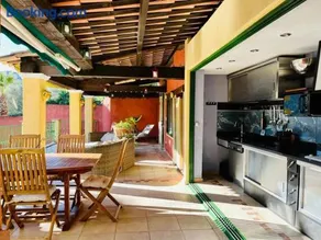 Maison conviviale à Fréjus avec piscine à débordement - Image 3