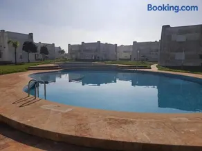 Superb apartment for rent - Image 1