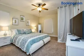 Reunion 5 Bedroom Vacation Home 7824 - Image 3