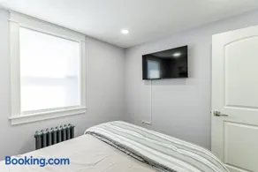 Modern 2BedRooms 1King 1Queen Size Bed Near Center City, BOK Bar, Passyunk Square More! - Image 2