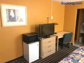 Spring Valley Inn - Image 5