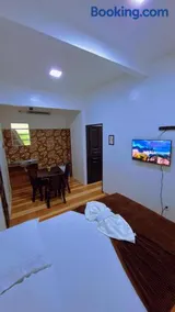 Seven Hotel - Image 3