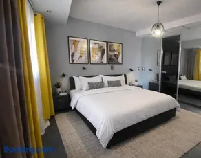 5-Star feel - Luxury penthouse for 4 with huge balcony & view ,8 min from Athens airport - Image 2