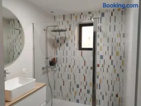 Appartement moderne dans village de charme - Image 2