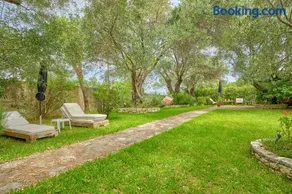 Astrakeri Gardens Villa - Image 3