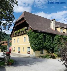 Landhotel Restaurant Hubinger - Image 1