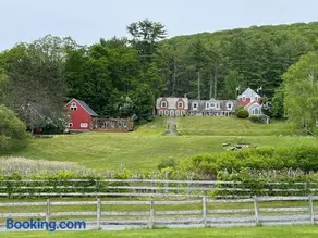 Luxurious Reading Farms Estate sleeps 46 - Image 1