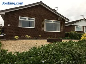 Exmouth holiday home - Image 1