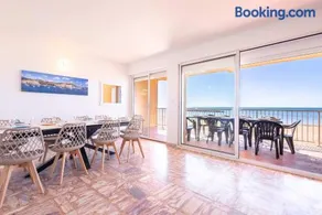 Maison Espadon Beachfront Villa Sand at Your Doorstep - Image 2