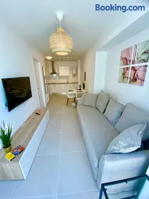 Mulata Olive Suite - Image 2