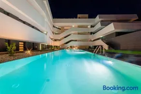 LAKE MOMENTS - Emerald Penthouse - Image 4