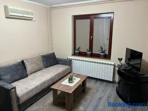 Icy Apartment - Image 5