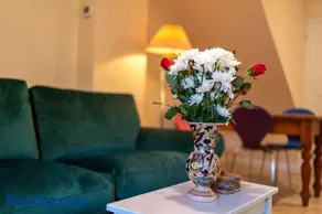 Bumble Bee Cottage Witney Serviced accommodation - Image 2