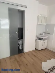 Furnished 3ZI apartment with balcony in Bad Bocklet - Image 3