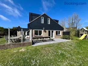 Luxe Villa Texel 8-10 personen met Sauna Krim 95 - Image 3