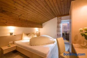Johannishof - Image 3