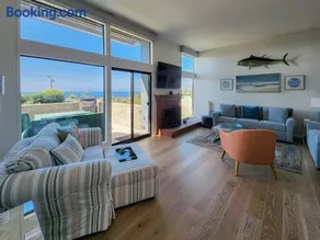 Stunning Ocean View 3-Bed Home! - Image 1