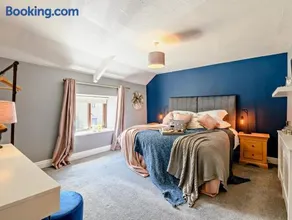 3 Bed in Whitby oc-92012 - Image 3