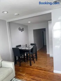 Spacious Location! 15 minutes from downtown Dallas - Image 3