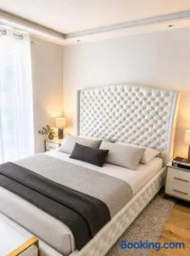 Beautiful new L apartment -15 min to Octoberfest - Image 5