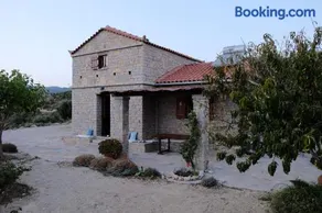Oceanis cottage house - Image 1