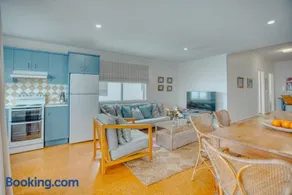 Boorolong 2 - Beachfront Bliss - Holiday Yamba - Image 3