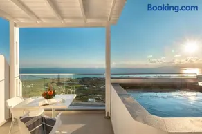 La Estrella Luxury Suites - Image 2