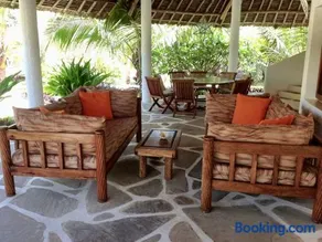 Spacious accessible house in Watamu, shared pool - Image 3