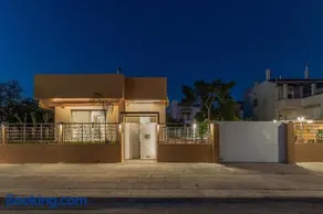 Villa Variana with private pool in Kifisia - Image 1