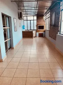 Large Central Apartment - Best Location - Image 5