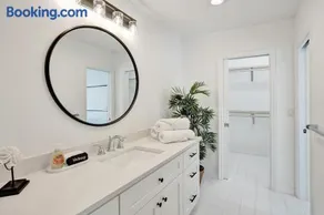 Villa Sunset - Stunning Villa at Deerfield Beach - Image 2