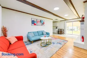 BloomingFarmsStay,Sleeps 9,GameRoom,FirePit,Grill - Image 1