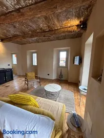 Apartment in Tapigliano with Garden and Parking - Image 2