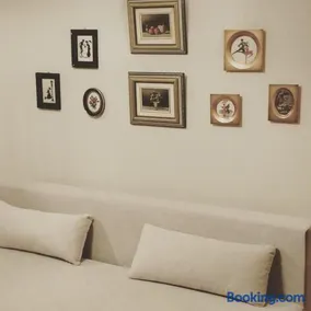 Our House Luxury Suites - Image 3