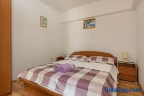 Apartment Aria with private heated pool - Image 4