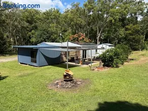 Cottage Retreat on Acreage - Image 2