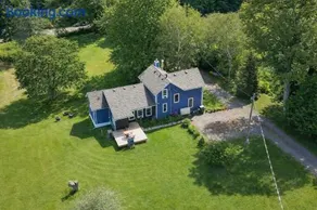 Summer Farmhouse-Hottub, Stargazing, BBQ-Sleeps 8 - Image 1