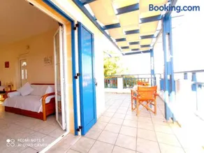 Evangelia House Sea View Apartments - Image 1