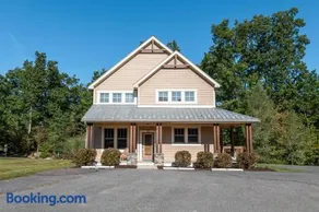 Triple-T Lodge by Railey Vacations - Image 3