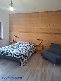 gîte l'œuf ou la poule, parking privé, sur domaine viticole - Image 1