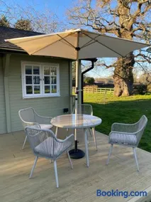The Garden Room - Image 5