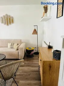 Le Renard - Logement calme avec parking - Image 2