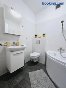 Apartament Malta & basen ,kort tenisowy w cenie - Image 4