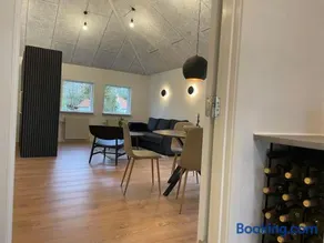 Hyggelig nyrenoveret lejlighed til 4 Personer - Image 3