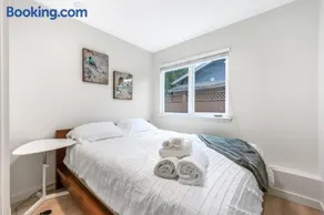 Luxury Delta 2BD Suit on ground floor - Image 3